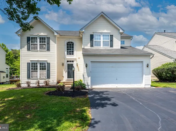 15121 Toccoa Ct, Gainesville, VA 20155