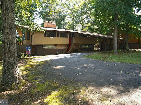 2nd image of 1307 Aquia Dr
