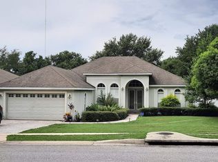 33120 Irongate Dr, Leesburg, FL 34788