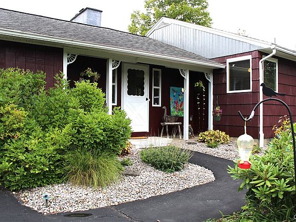 3rd image of 8739 Davidson Rd #Ws