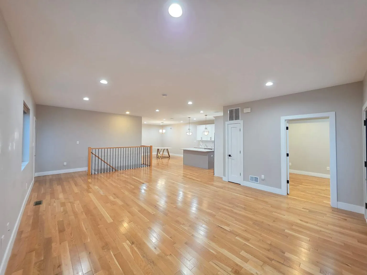 3 bed, 3000 sqft, $3,800 — Photo 4