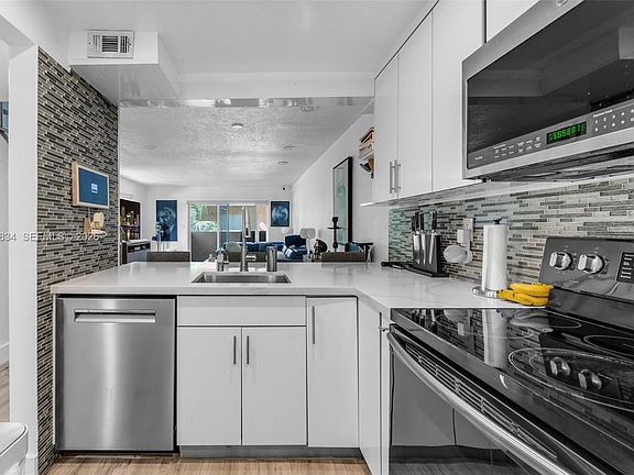 5th image of 9958 SW 88th St #522-5