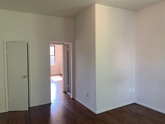 5th image of 197 Buena Vista Ave Floor 2