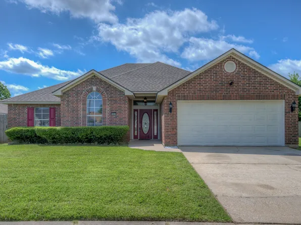 305 Fletcher Dr, Bossier City, LA 71112