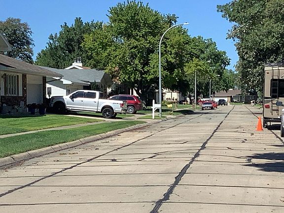 5th image of 3353 Fairlane Ave