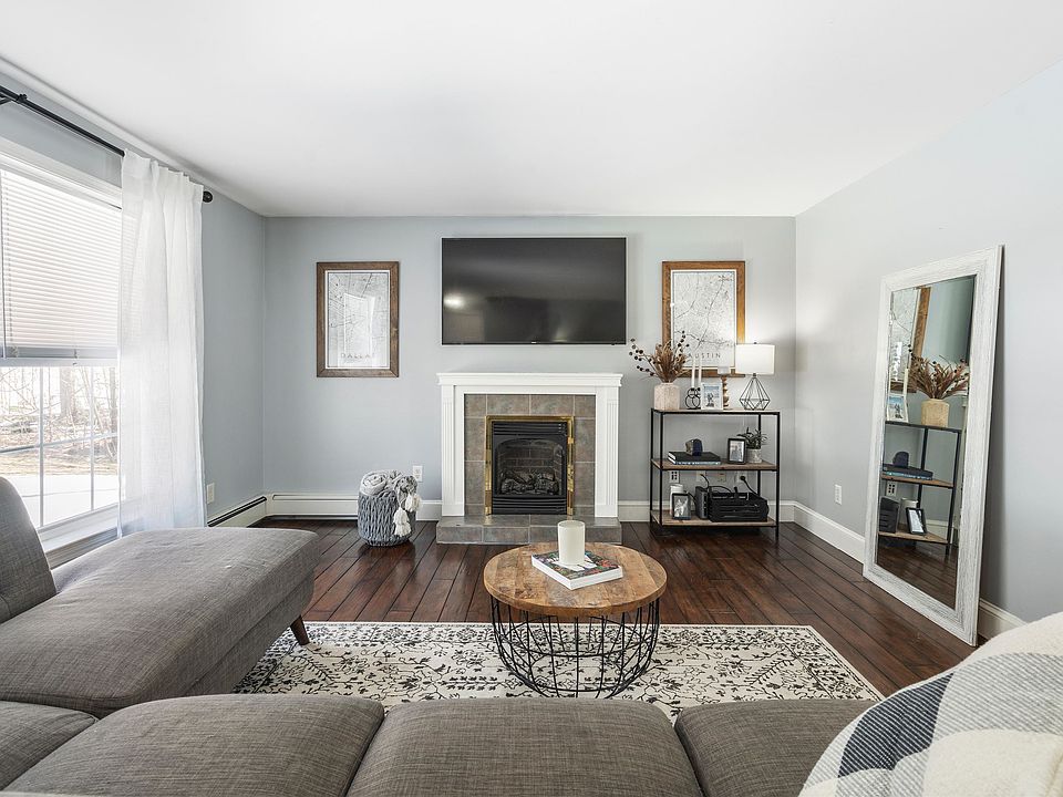 26 Chestnut Drive, Gilford, NH 03249 Zillow