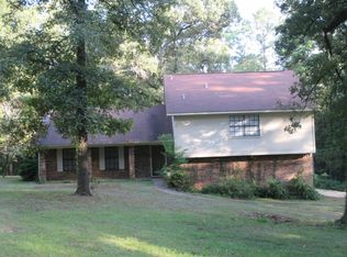 853 Ridgeview Dr, Pineville, LA 71360