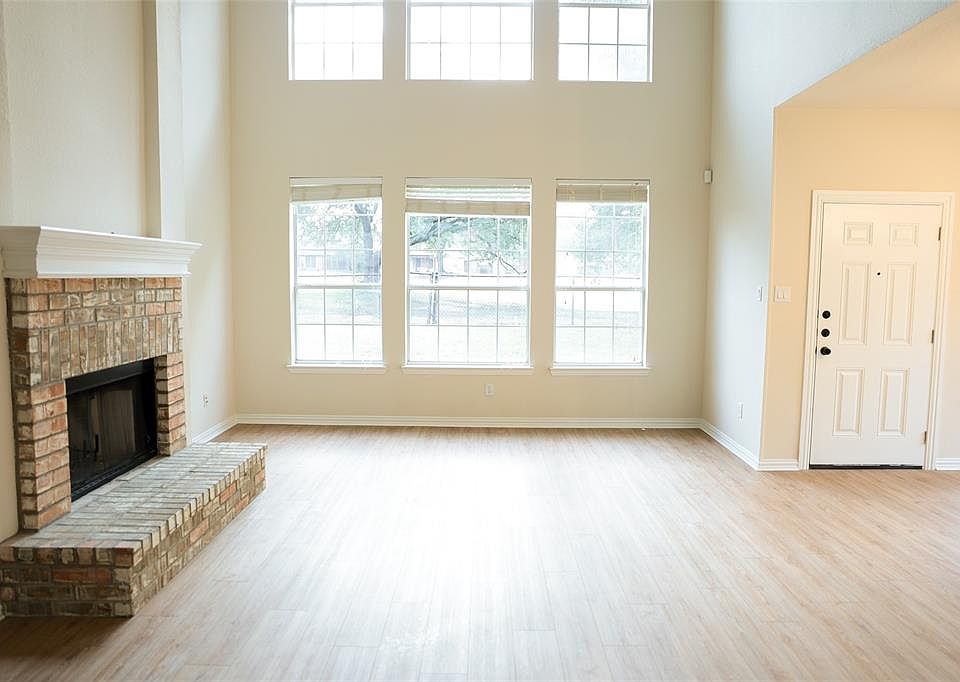1st image of 5716 Lafayette Dr #5716