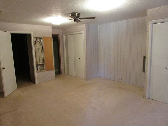 5th image of 217 Park Ave