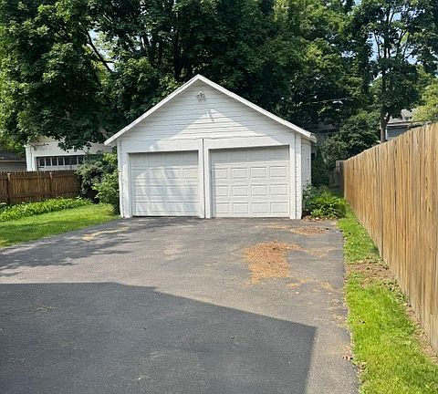 2nd image of 66 Armstrong Ave