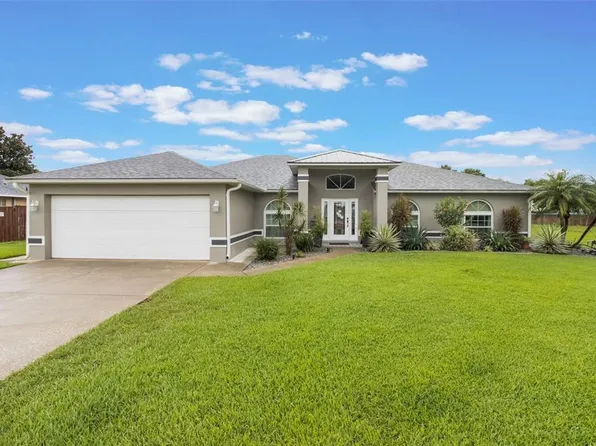 2113 Kirkland Lake Dr, Auburndale, FL 33823
