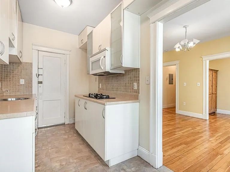 1629 Commonwealth Ave #9 — Photo 12