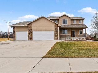 100 Oak Ave, Crooks, SD 57020