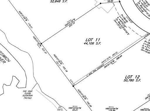 2nd image of 27 E Meadow Ln