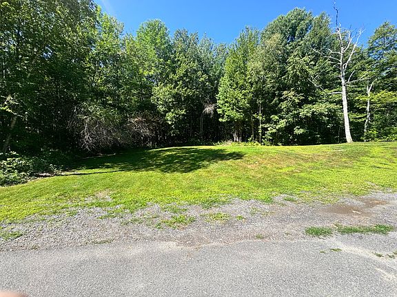 3rd image of 780 Oakland Road