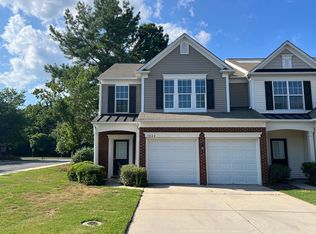 9044 Bishop Crest Ln, Charlotte, NC 28277
