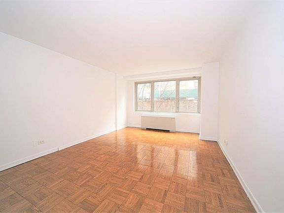 4th image of 444 E 82nd St APT 2n