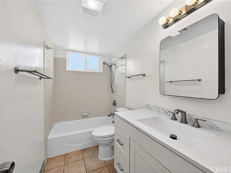 5326 Lorna St #A — Photo 9