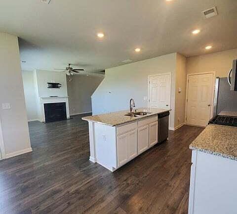 3rd image of 255 Tahoe Drive