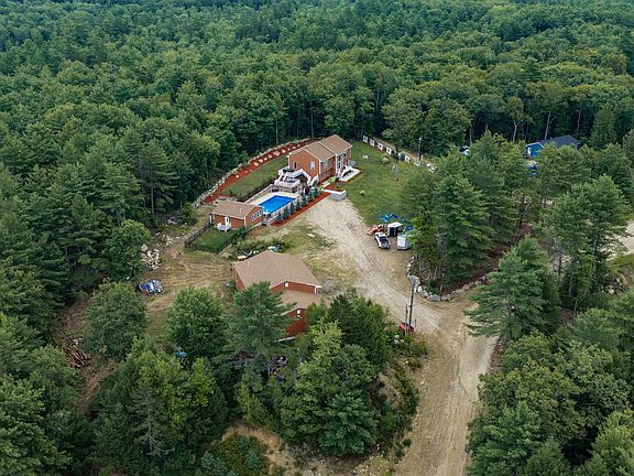 2nd image of 86 Beaver Ridge Road