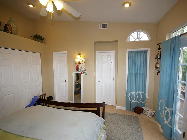 Master suite 1