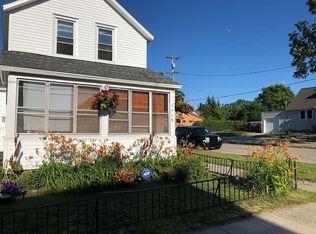 1418 Sanford St, Muskegon, MI 49441