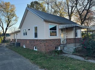 713 E State St, Princeton, IN 47670