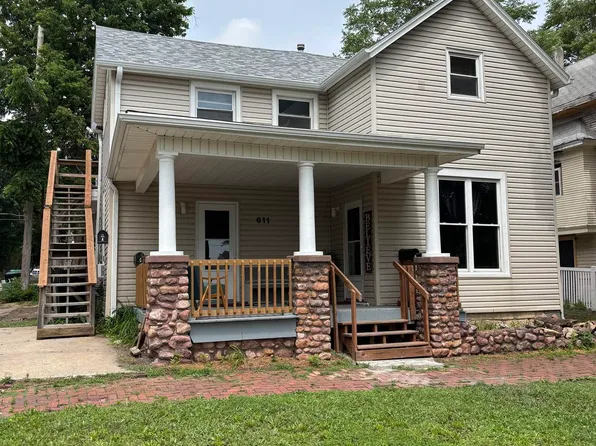 611 SW Fillmore St, Topeka, KS 66606