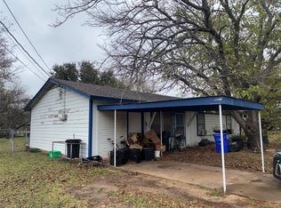 373 Shoreline Dr N, Azle, TX 76020