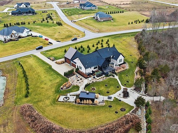 5th image of 2402 Presley Ct