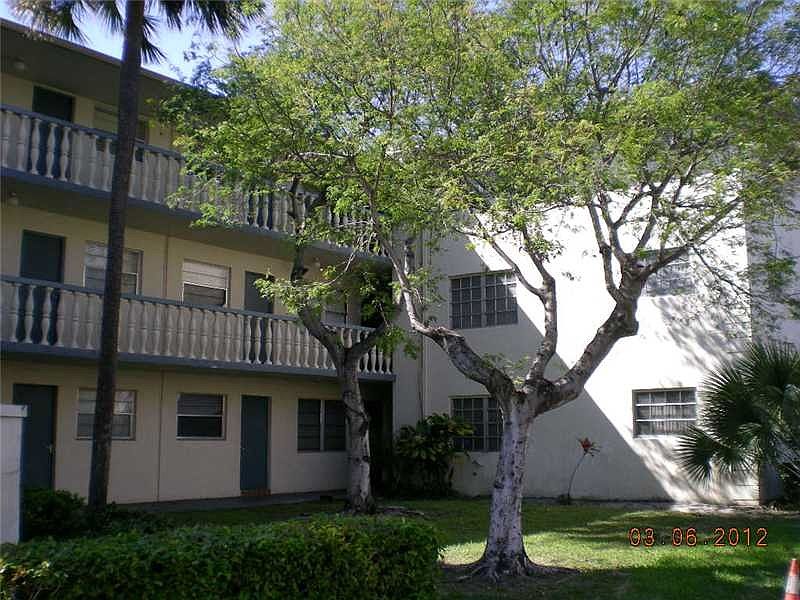1st image of 900 Tallwood Ave APT 107