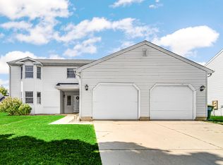 1315 Sturdy Rd, Valparaiso, IN 46383