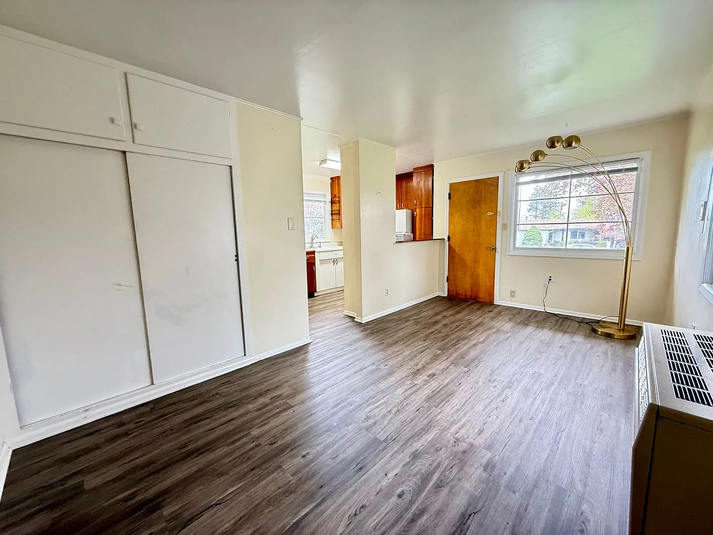 502 F Ave — Photo 3