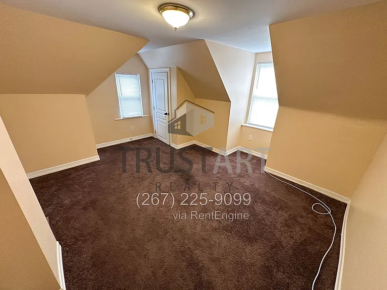 6908 Old York Rd — Photo 25