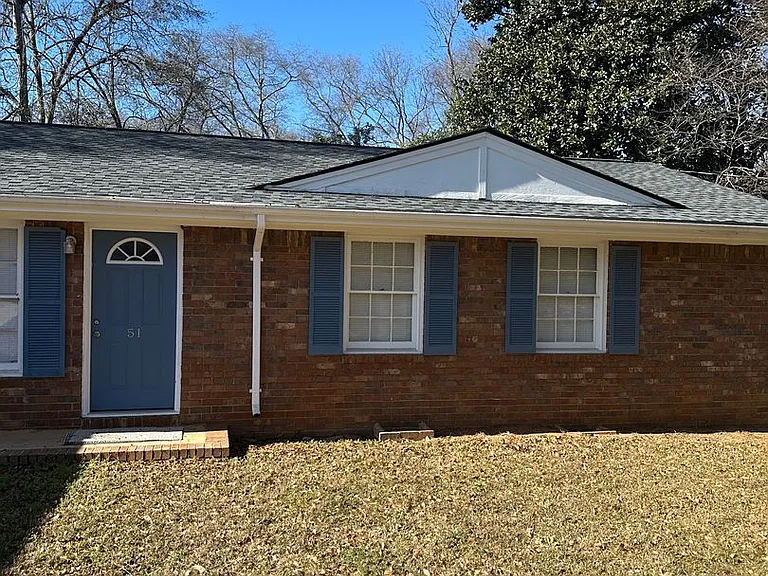 51 Lawanna Dr — Photo 2