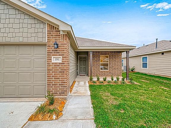 4th image of 191 Bellewood Manor Dr