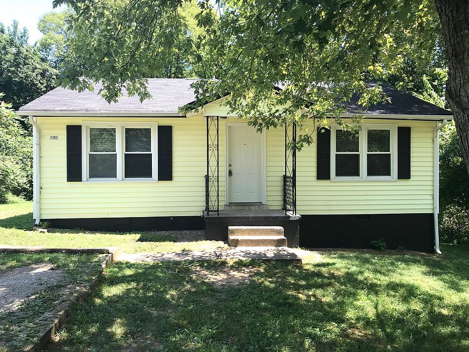 1st image of 102 Darnell Pl