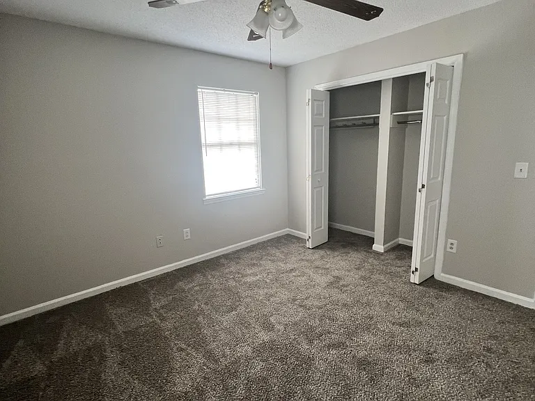 1103 Hickory St — Photo 22