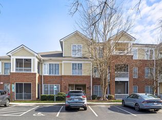 424 Waterford Lake Dr, Cary, NC 27519