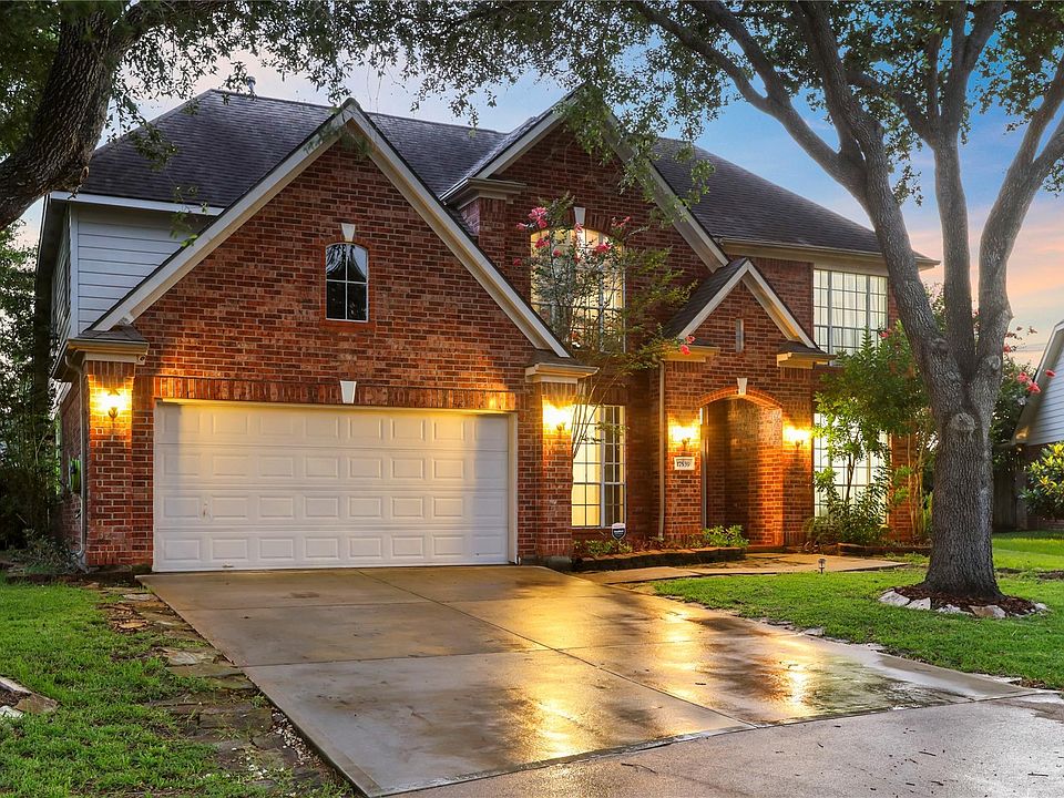 1st image of 17539 Aspen Ridge Ct