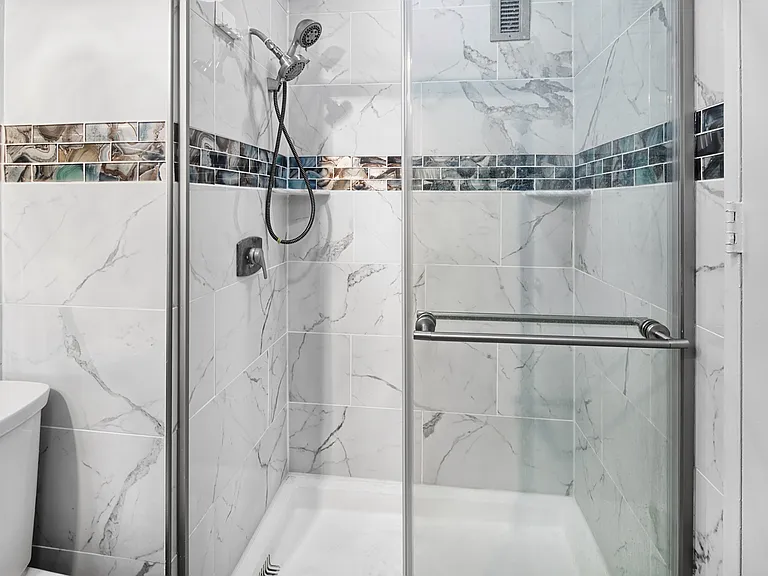 7004 Kennedy Blvd E #38AA — Photo 13