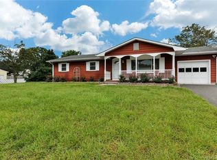 212 Oakdale St, Toms River, NJ 08757