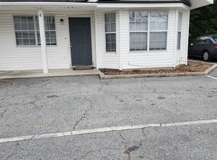 101 Thames Rd #C, Byron, GA 31008