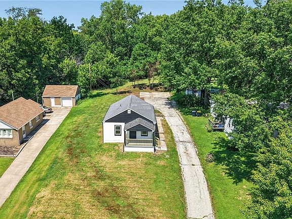 5th image of 2904 NE Parvin Rd