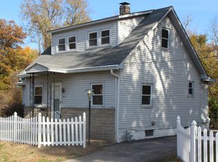 1014 Cart Rd, Belleville, IL 62221