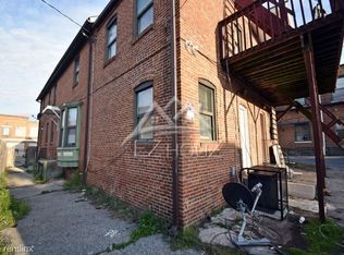 2413 Greenmount Ave, Baltimore, MD 21218