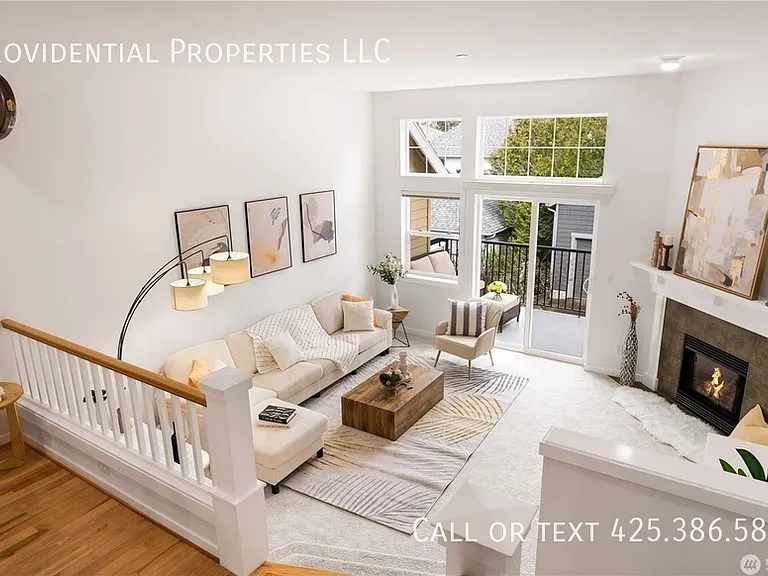 1947 NE Killian Ln #1 — Photo 9