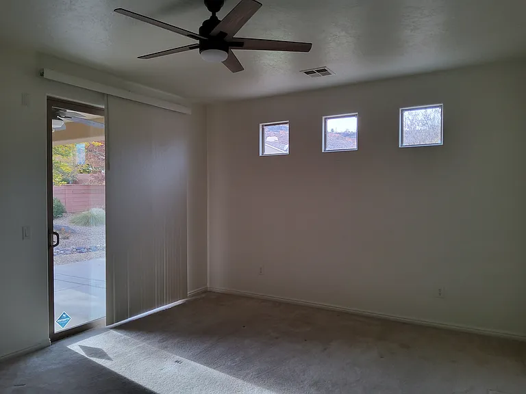 1263 N Spring Valley Dr — Photo 13