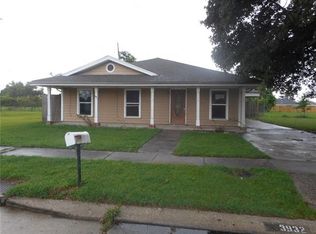 3932 Lyndell Dr, Chalmette, LA 70043