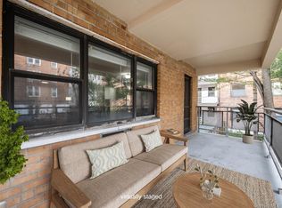 25 Park Place #2C, Great Neck, NY 11021